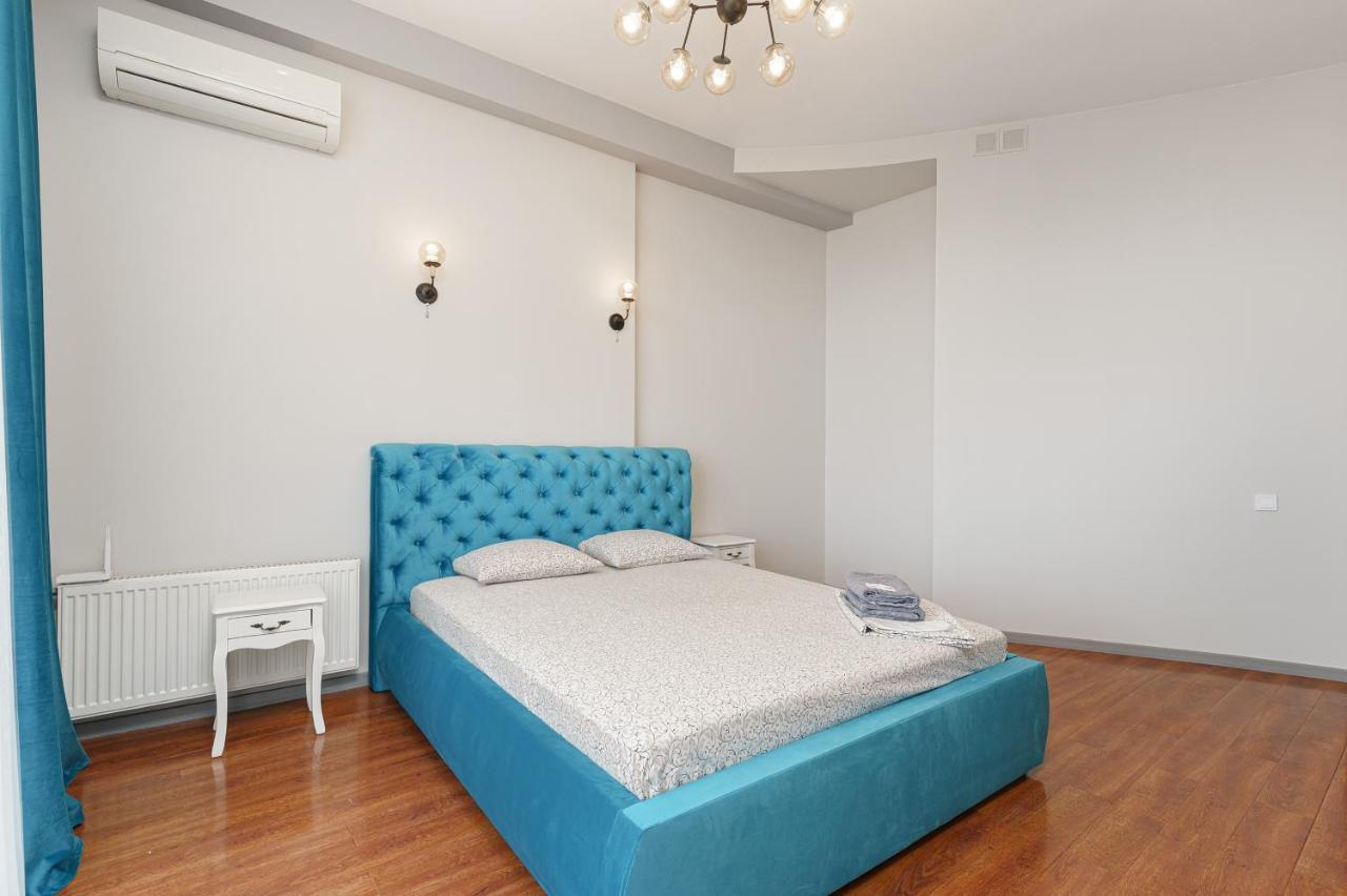 Arcadia Palace 2-Bedrooms Apartment With Terrace 敖德萨 外观 照片